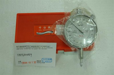 上工千分表0-1  8鉆（附外包裝圖）